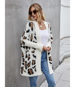 Leopard Hit Color Knit Cardigan