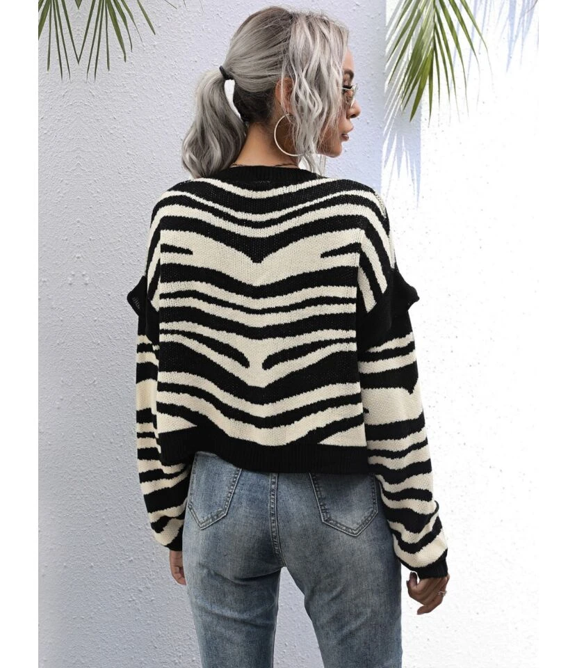 Zebra Stripe Knitted Sweater Cardigan 4 Zebra Stripe Knitted Sweater Cardigan - Image 4