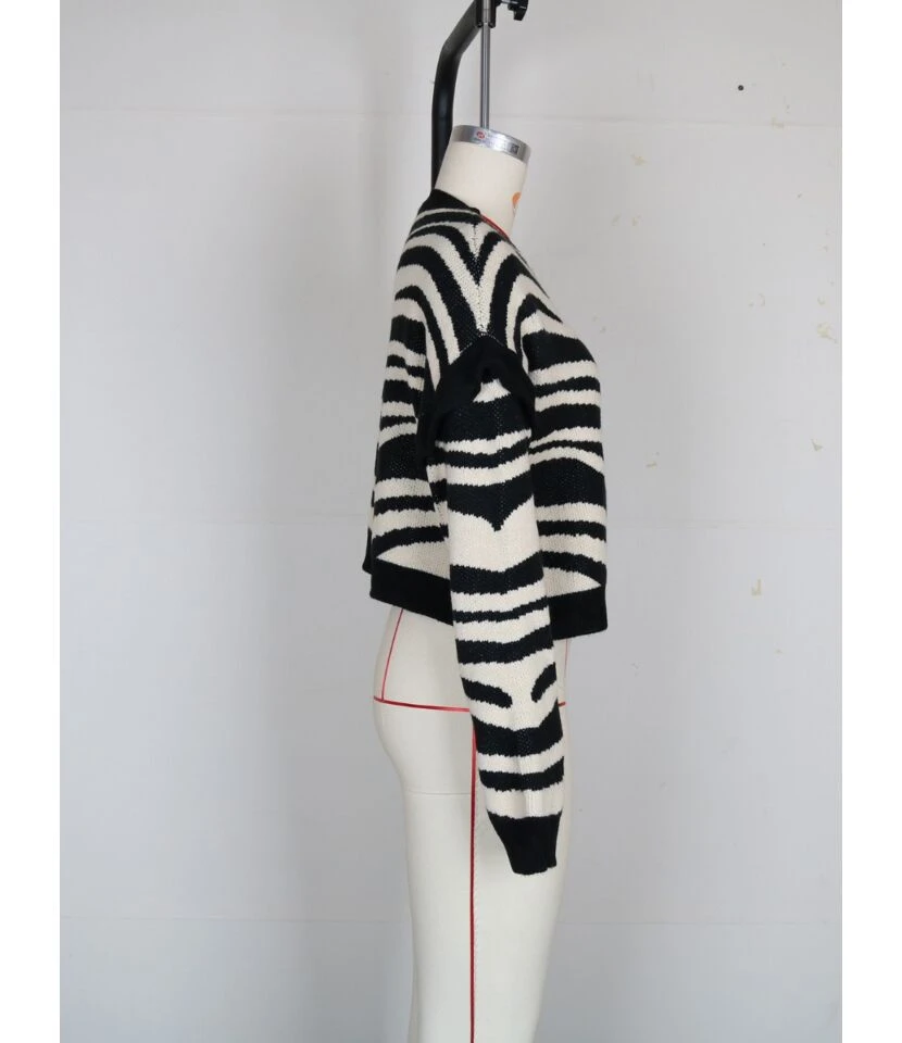 Zebra Stripe Knitted Sweater Cardigan 6 Zebra Stripe Knitted Sweater Cardigan - Image 6