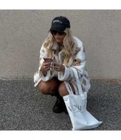 Wholesale Women Clothing Bear Lambswool Sweater Jacket SW161304 -Women Clothing Sales Store 3dcbbe13 8f34 4246 84fc 46ce79b27e29 A3C3FE729D1582A66CD576FF774E01DD