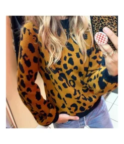 Fashion Leopard Print Knit Top Crew Neck Long Sleeve Slim Stretch Wholesale Sweaters SSWN560059