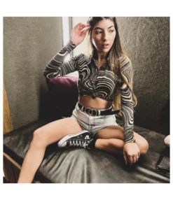 Printed Lapel Long Sleeve Women Short Shirts Wholesale Crop Tops STN536477 -Women Clothing Sales Store 60e5cba4 c2f7 491e a4a8 7f45f3eeff2f O1CN01XnWD4E25YufB93tCu 3841367539 0 cib